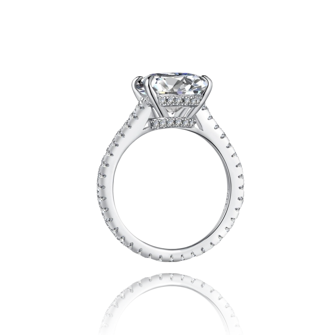 Odessa Oval Ring